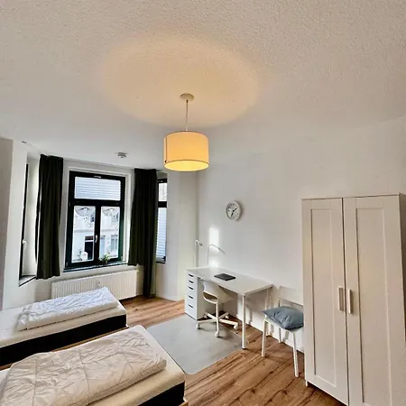 Grosse Fuer Gruppen, Zentral Gelegen Apartment *