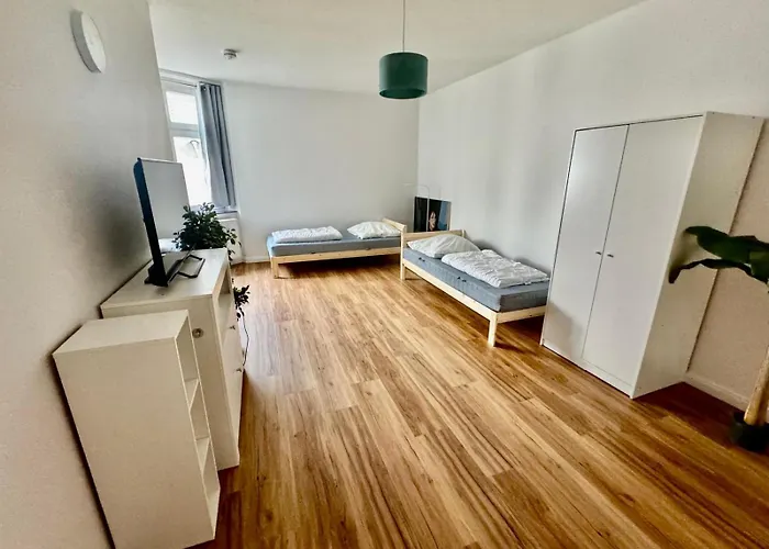 Grosse Fuer Gruppen, Zentral Gelegen Magdeburg