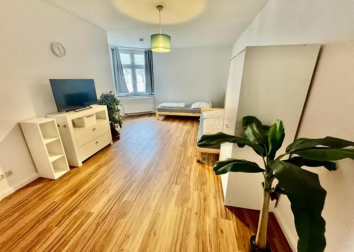 Lägenhet Grosse Fuer Gruppen, Zentral Gelegen Magdeburg